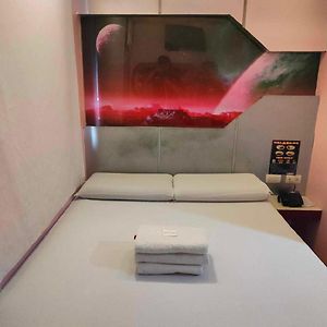 Deluxe Room No Window